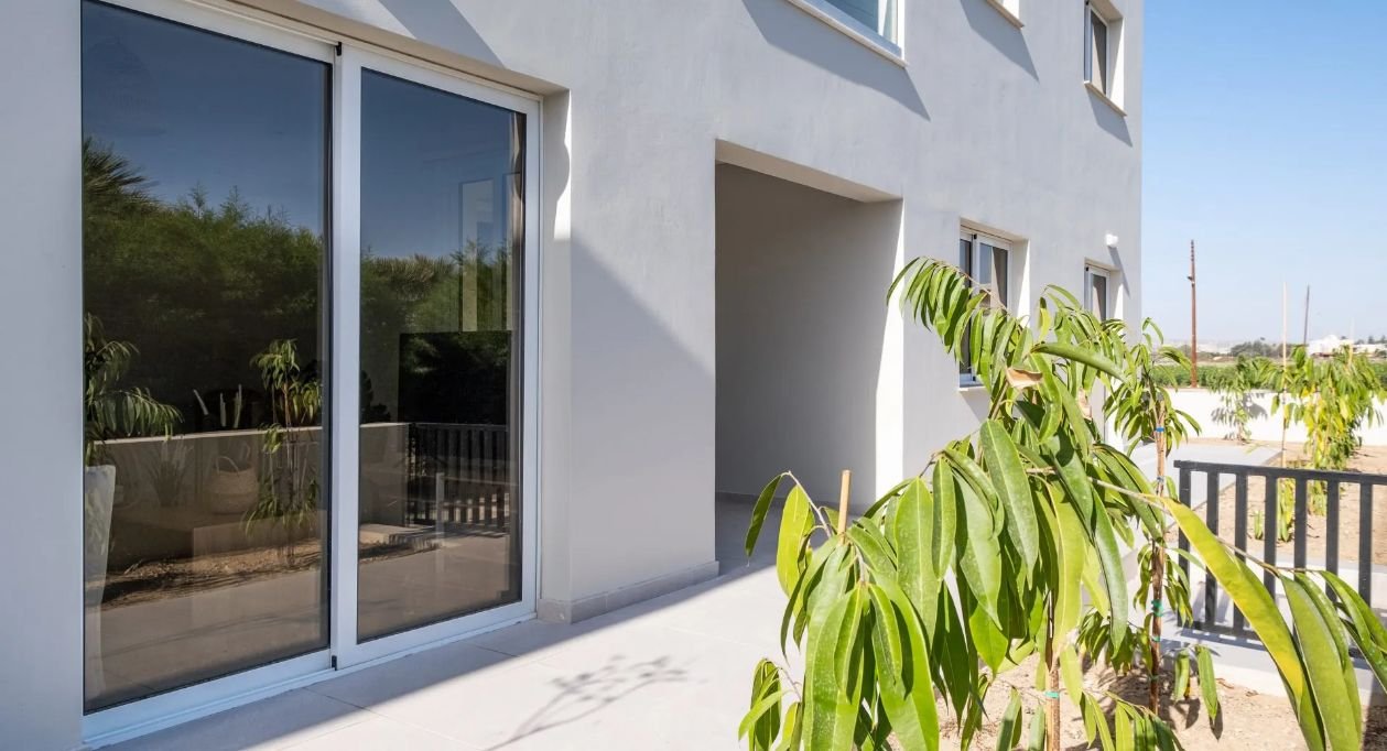 2 BR Apartment in Pervolia photo 5