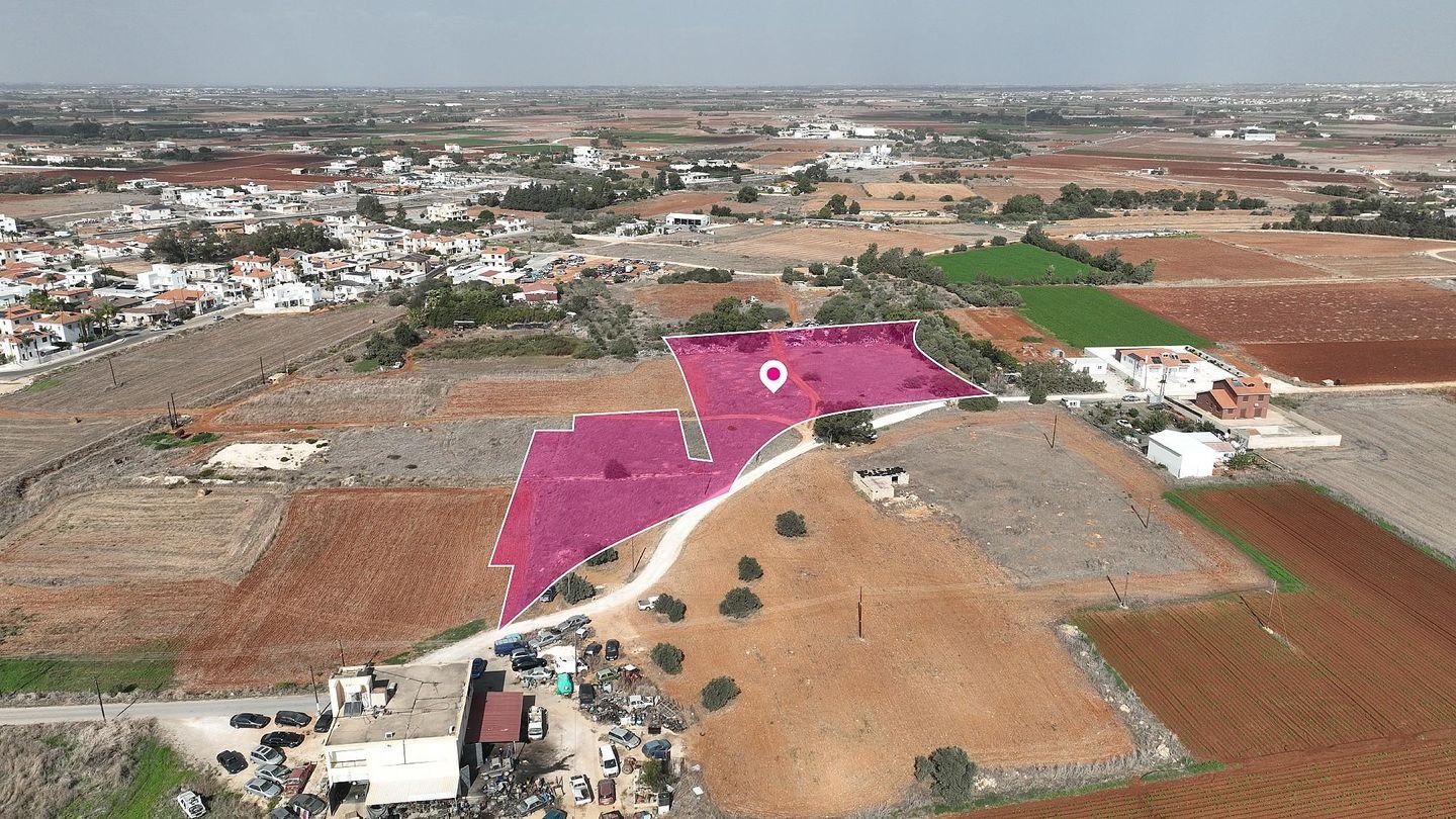 Residential field in Xylofagou, Larnaca photo 4