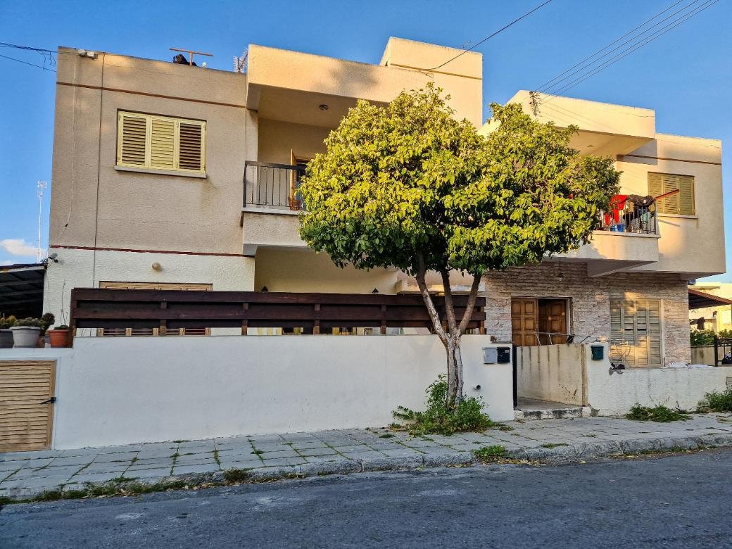 Shared residential building in Agios Dimitrios, Strovolos, Nicosia photo 1