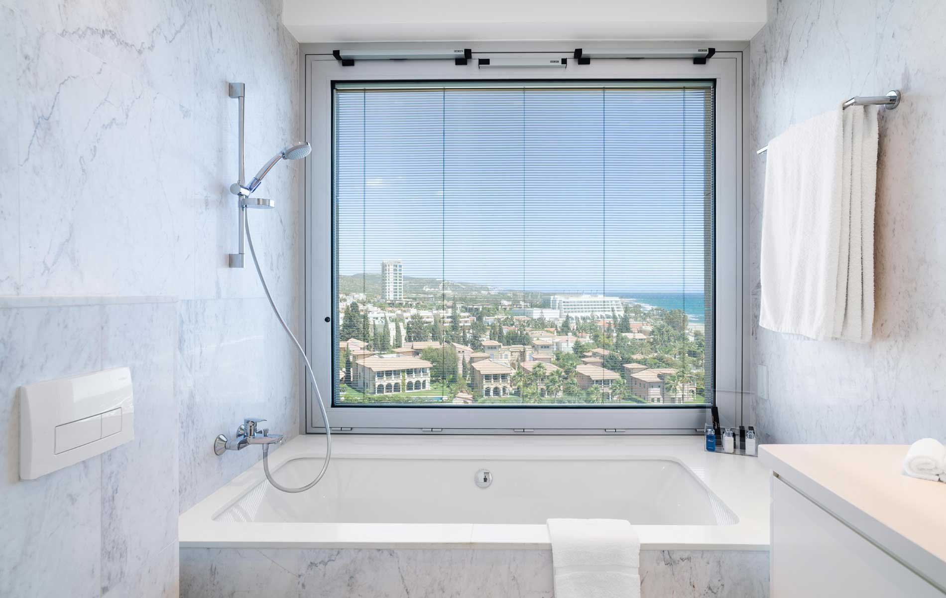 2 BR Apartment in Parekklisia Tourist Area, Limassol photo 9