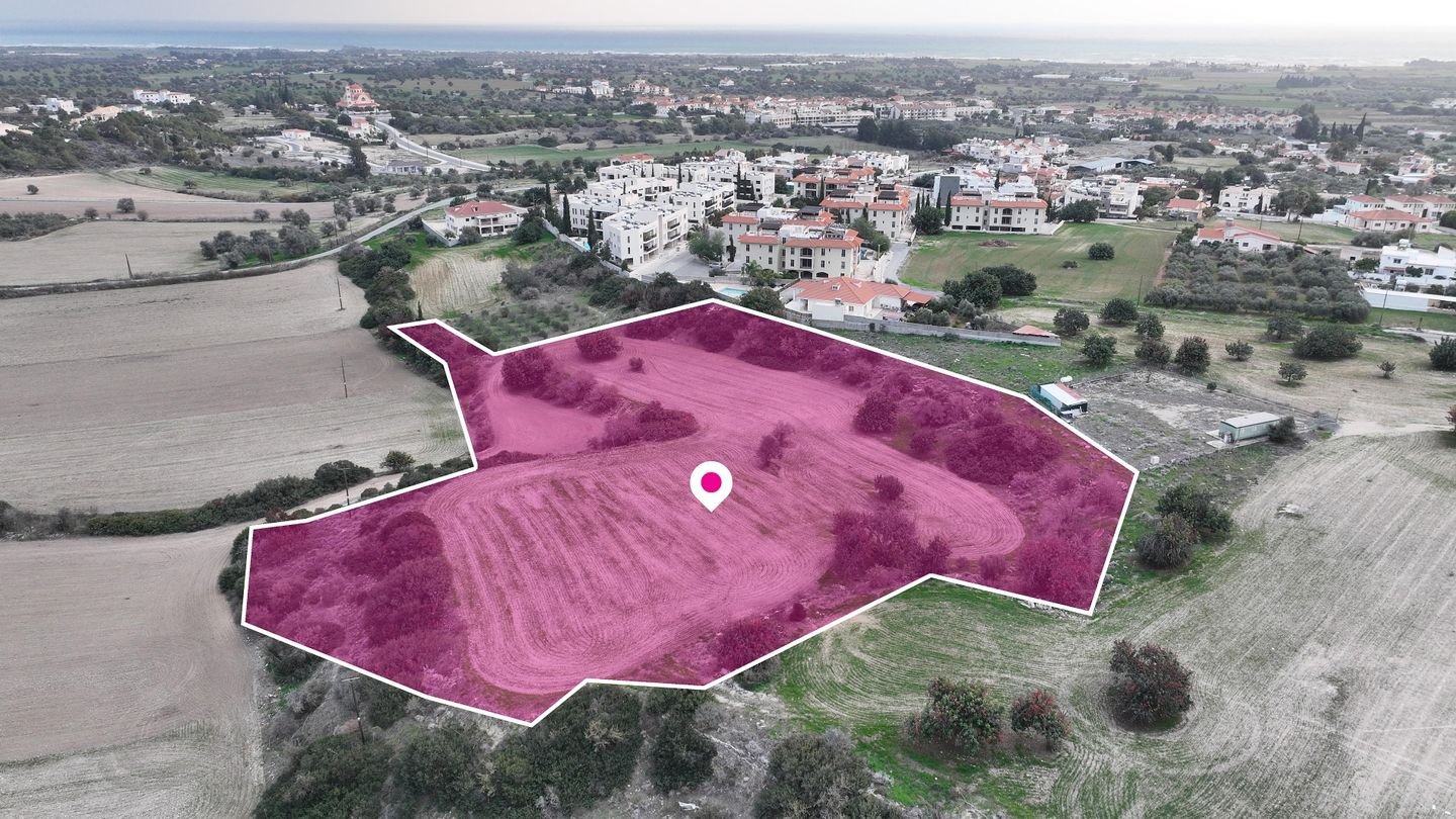 Residential field in Mazotos, Larnaca photo 5