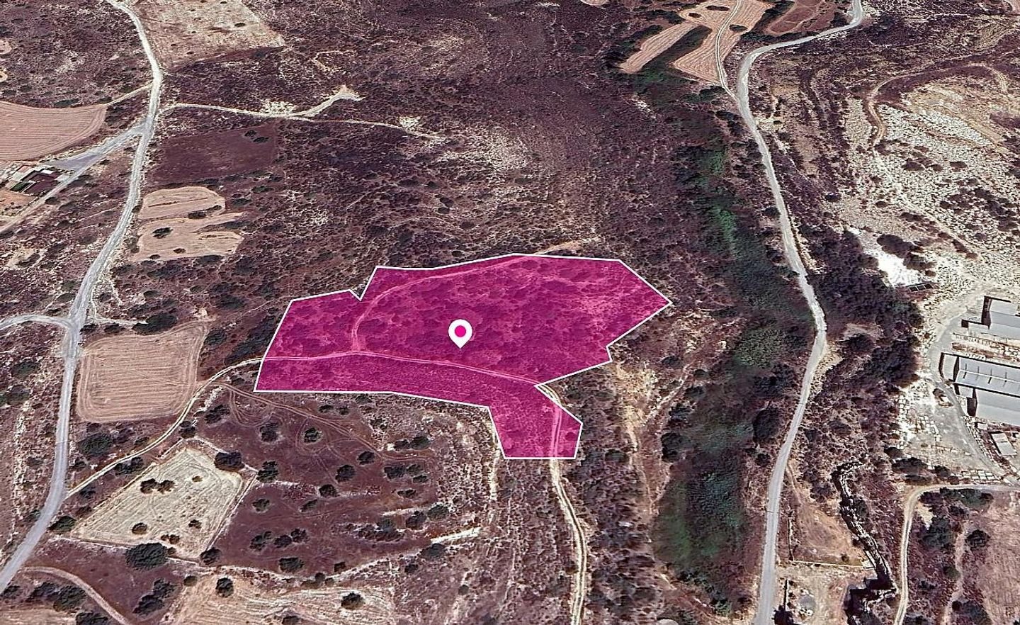 Agricultural Field in Tochni, Larnaca photo 1