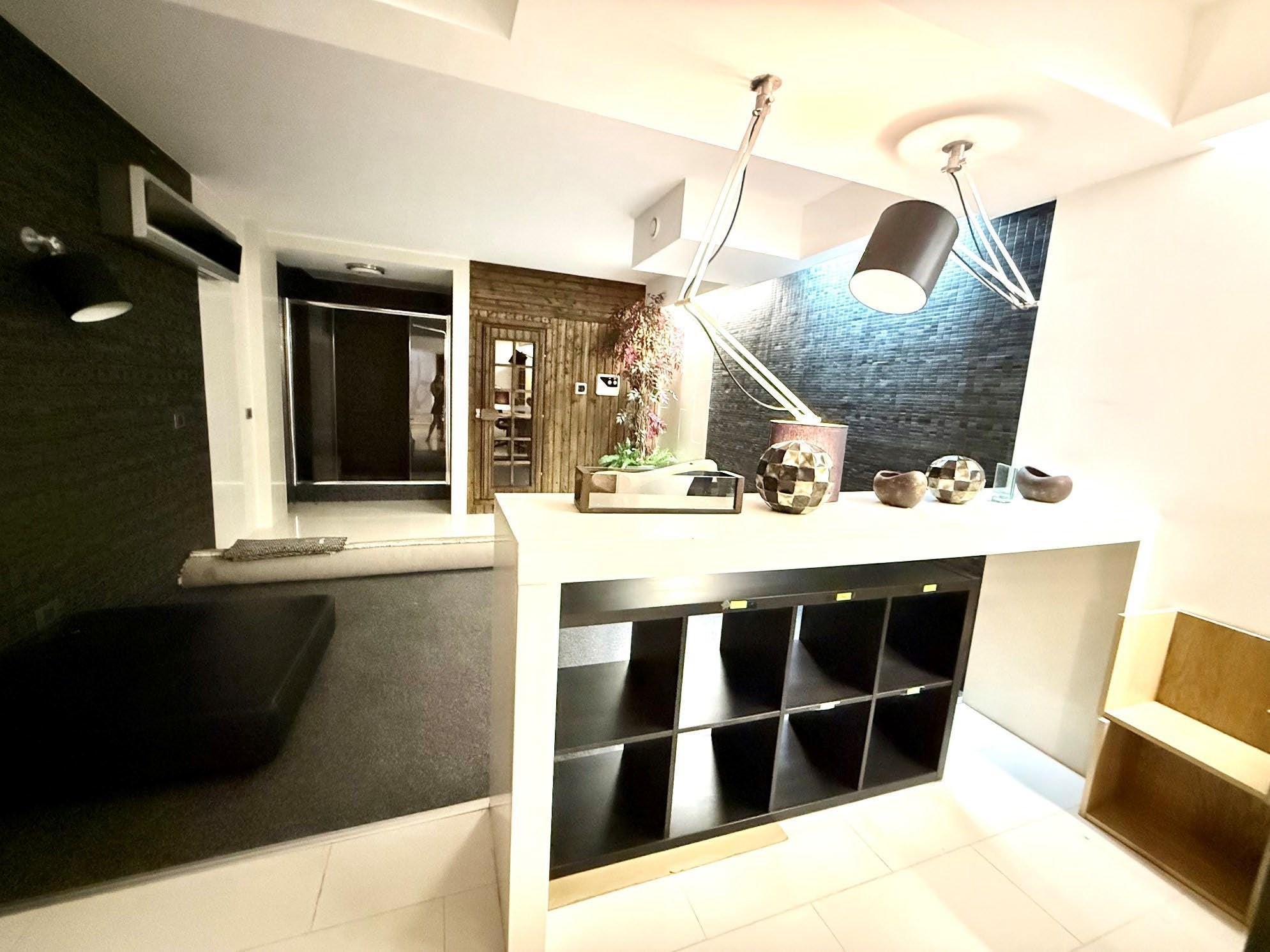 4 BR Luxury Villa in Pyrgos, Limassol photo 8