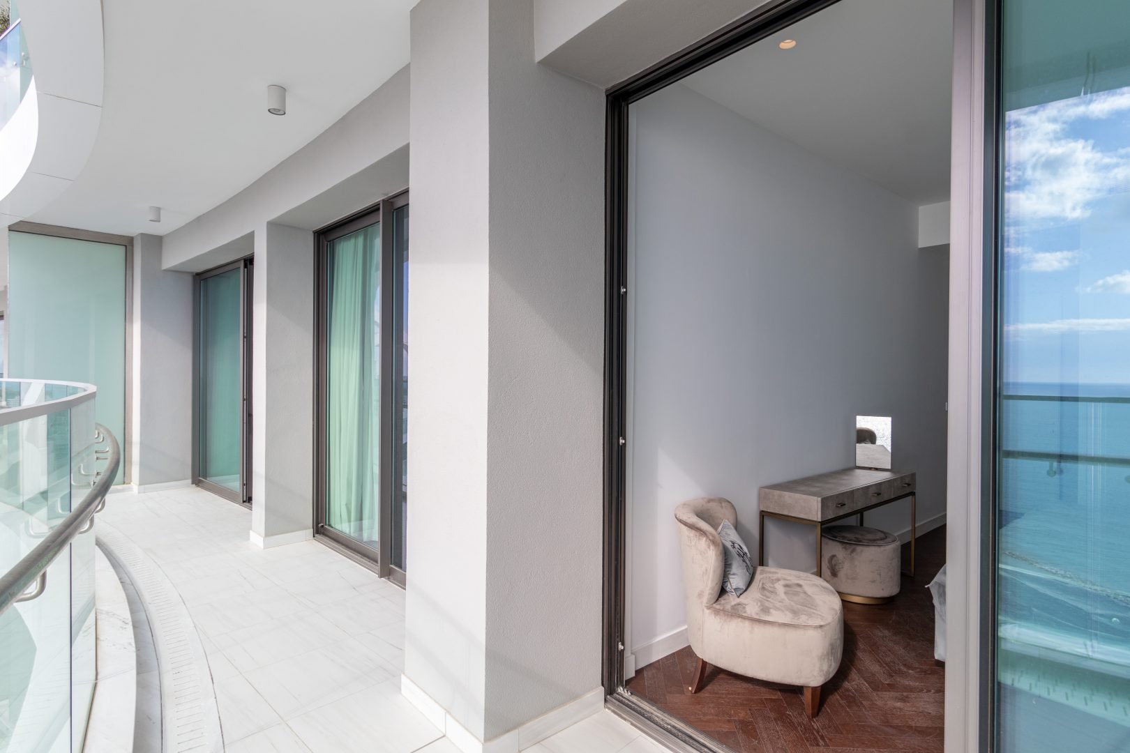 2 BR Apartment in Germasogeia, Limassol photo 12