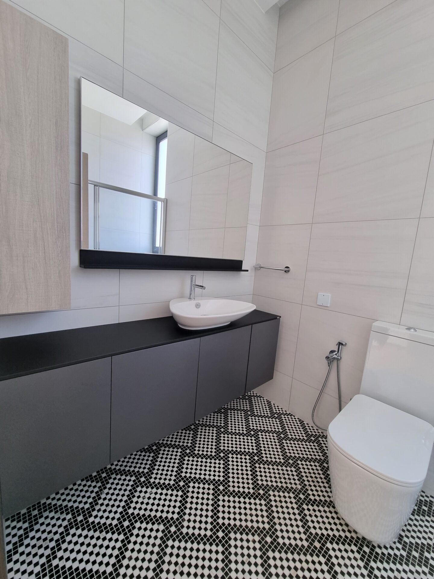 3 BR Apartment in Germasogeia, Limassol photo 12