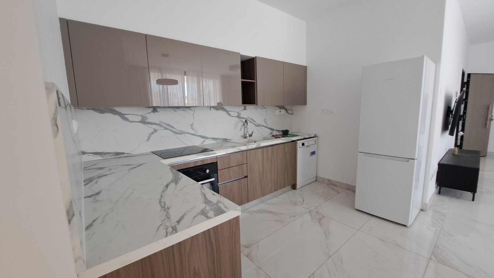 3 BR Apartment in Potamos Germasogeias, Limassol photo 4