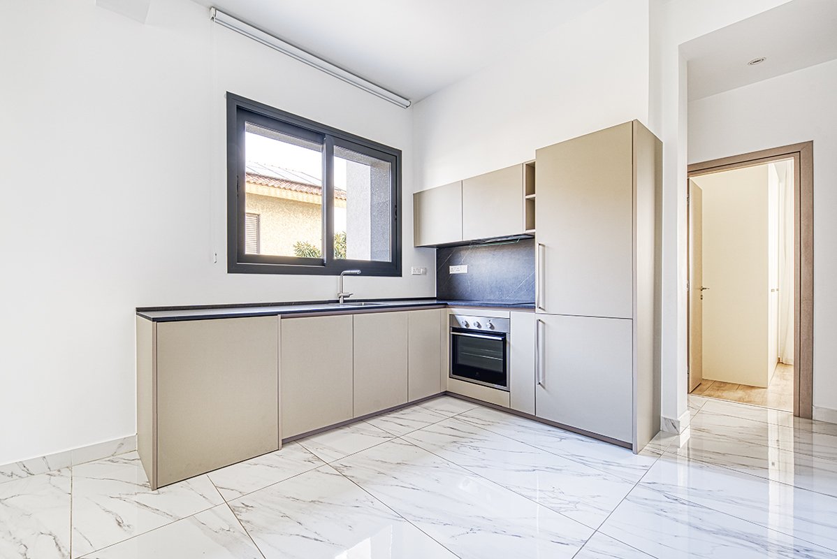 2 BR Apartment in Potamos Germasogeias, Limassol photo 4