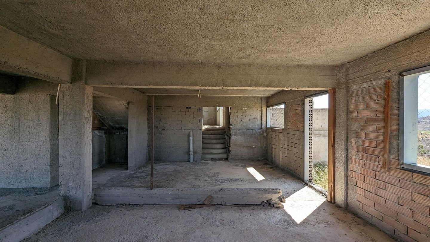 Incomplete house located in Kato Moni, Nicosia photo 13