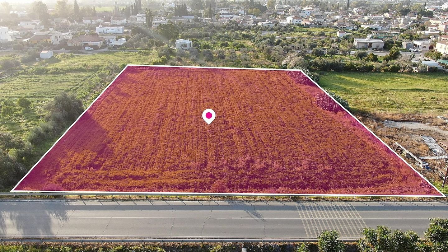 Residential Field in Psimolofou, Nicosia photo 3