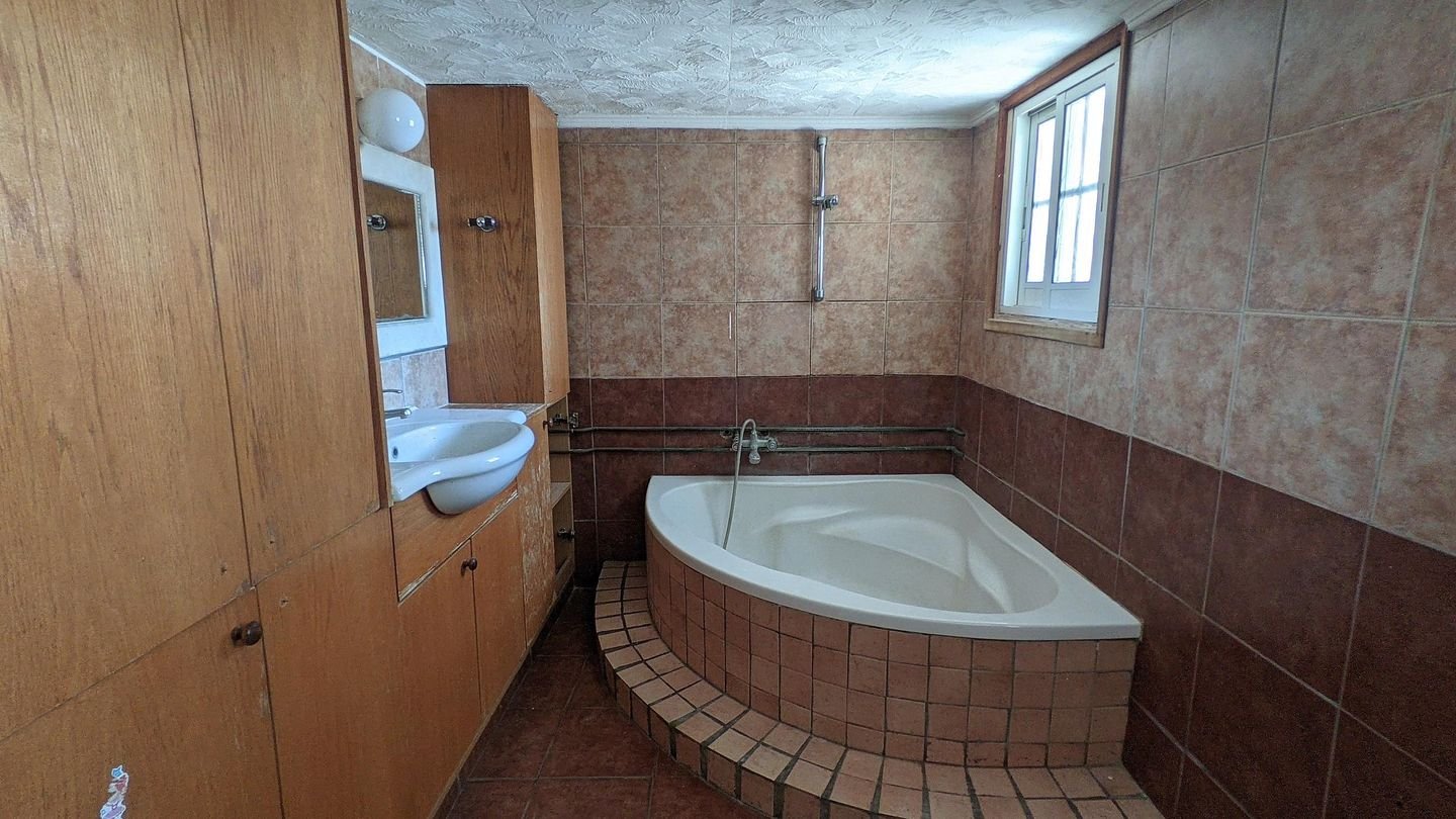 Residential building in Kokkinotrimithia, Nicosia photo 40