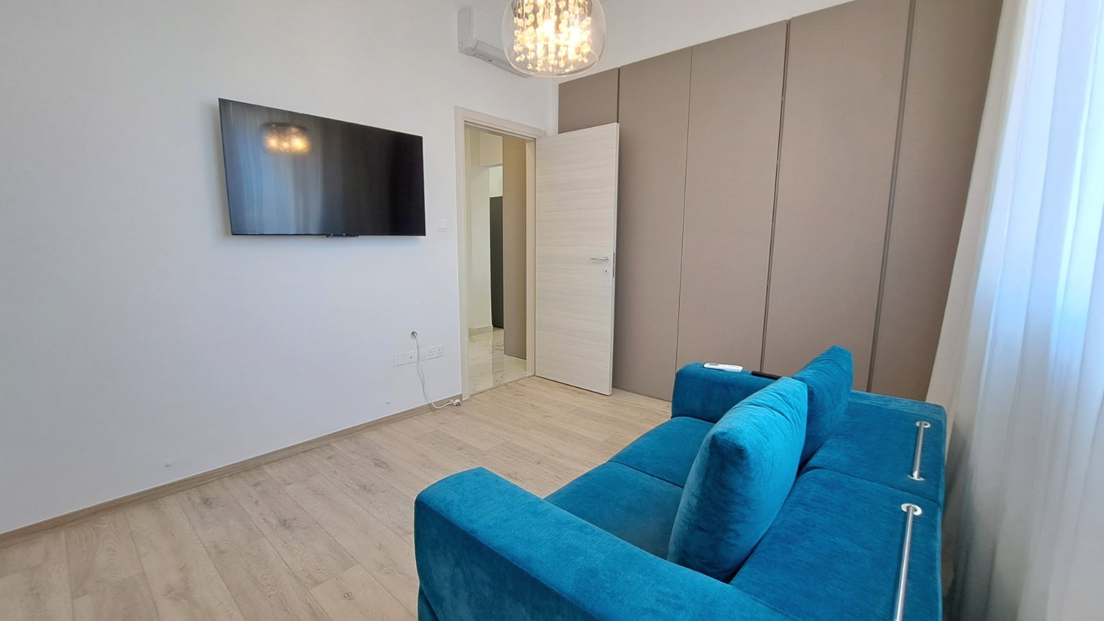 2 BR Penthouse in Agia Paraskevi, Limassol photo 10