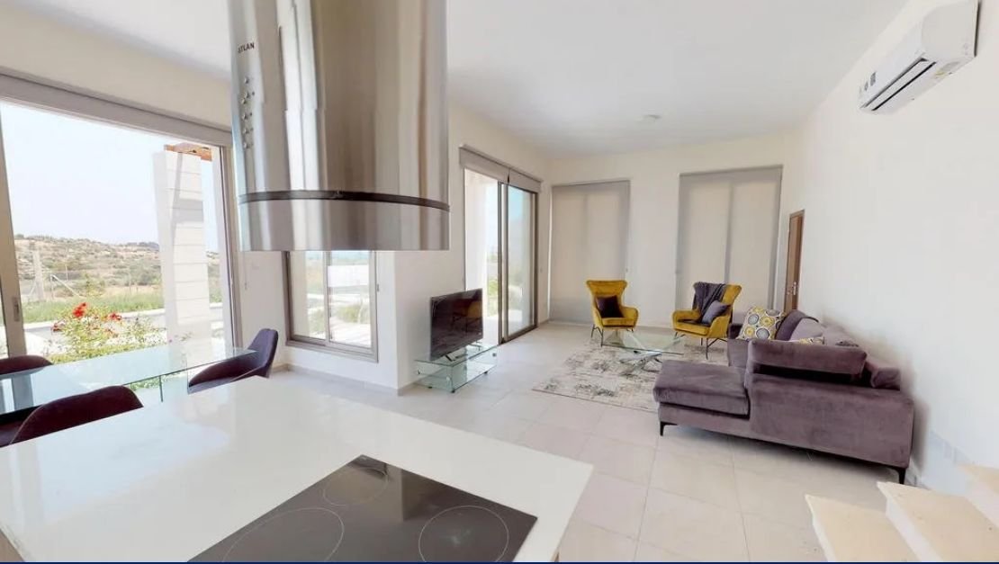 3 BR Villa in Maroni photo 12