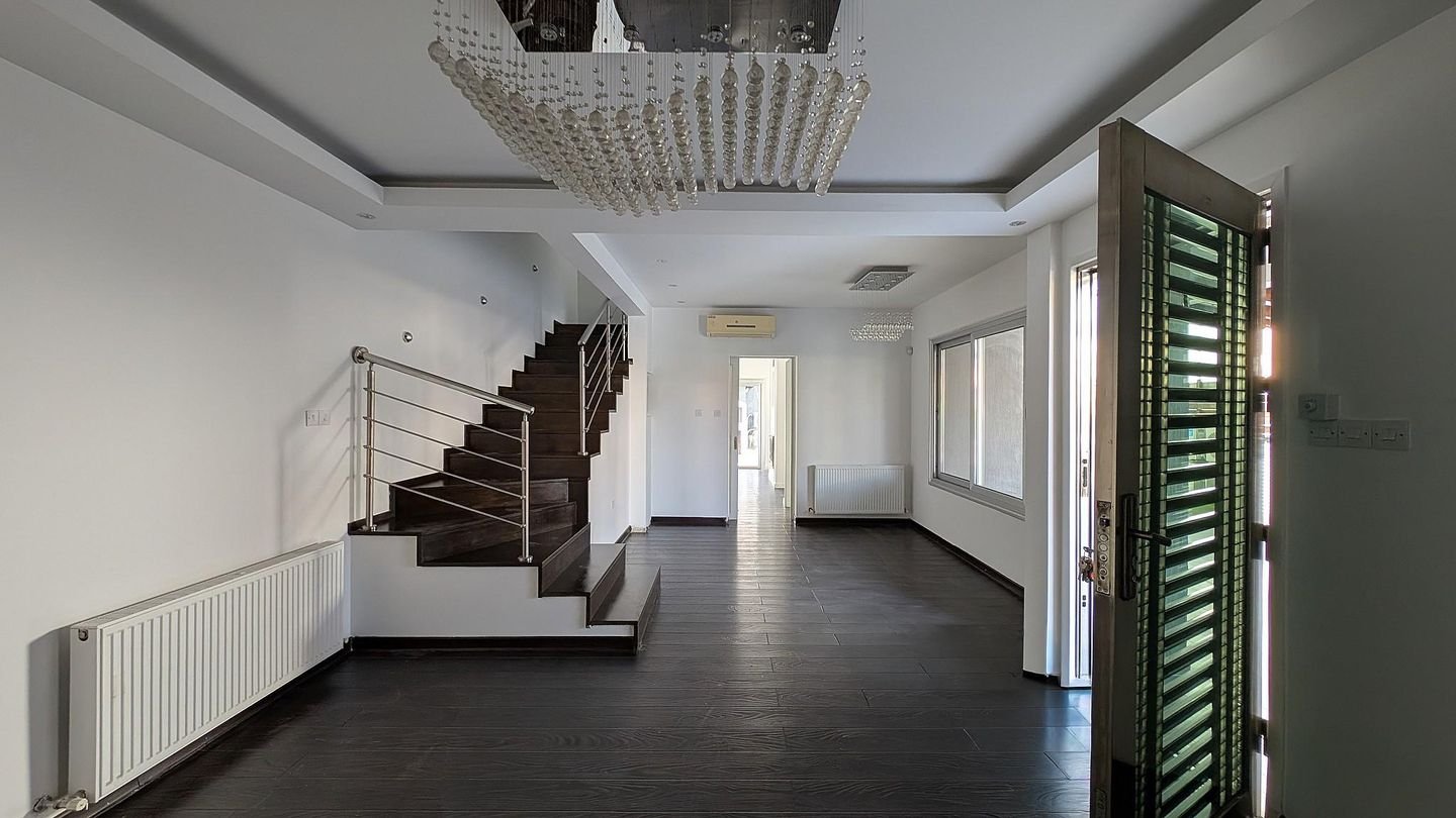 Two-Storey 5-Bedroom House, Mesa Geitonia, Limassol photo 9