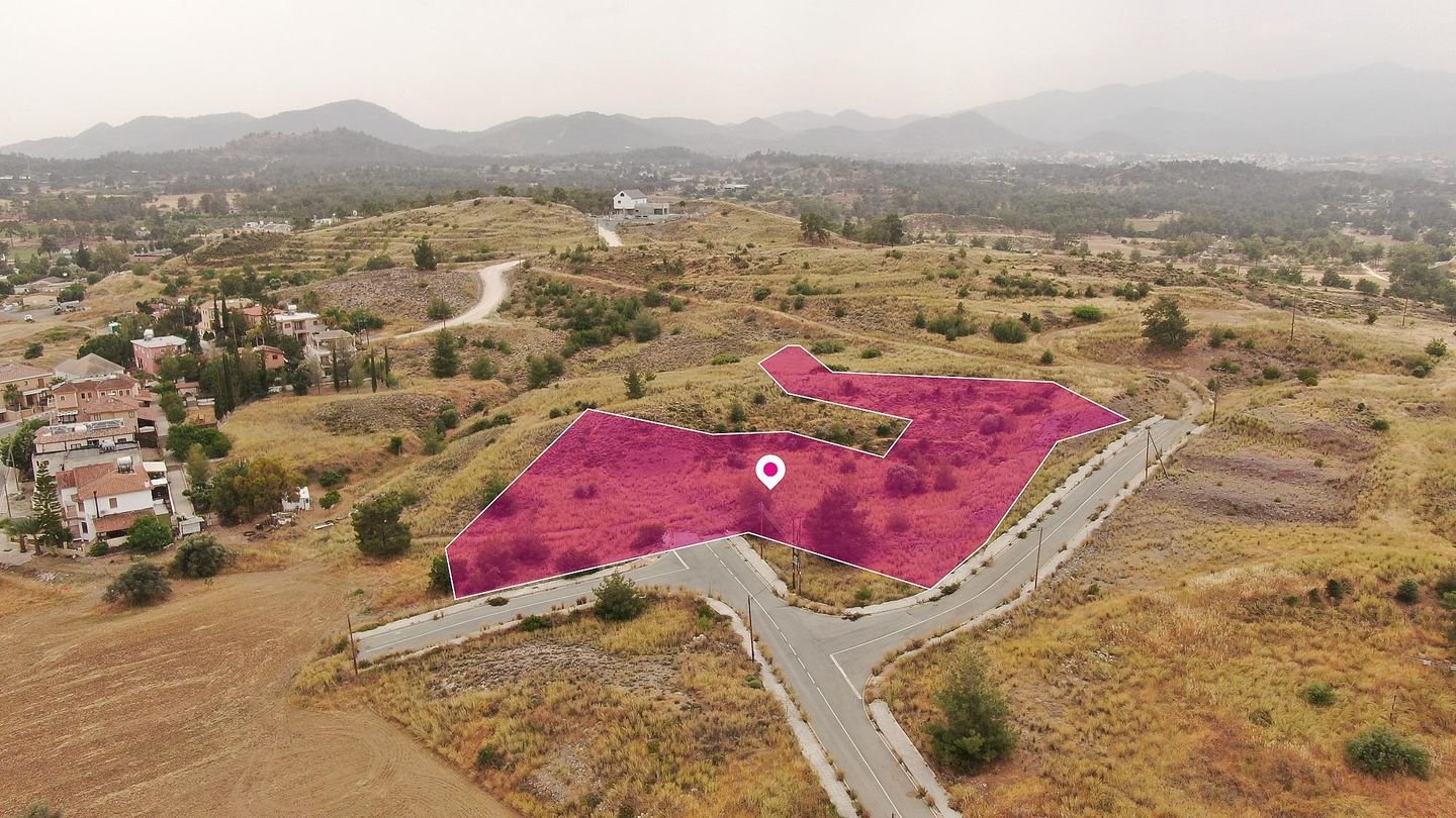 Residential field located in Mathiatis, Nicosia. photo 3