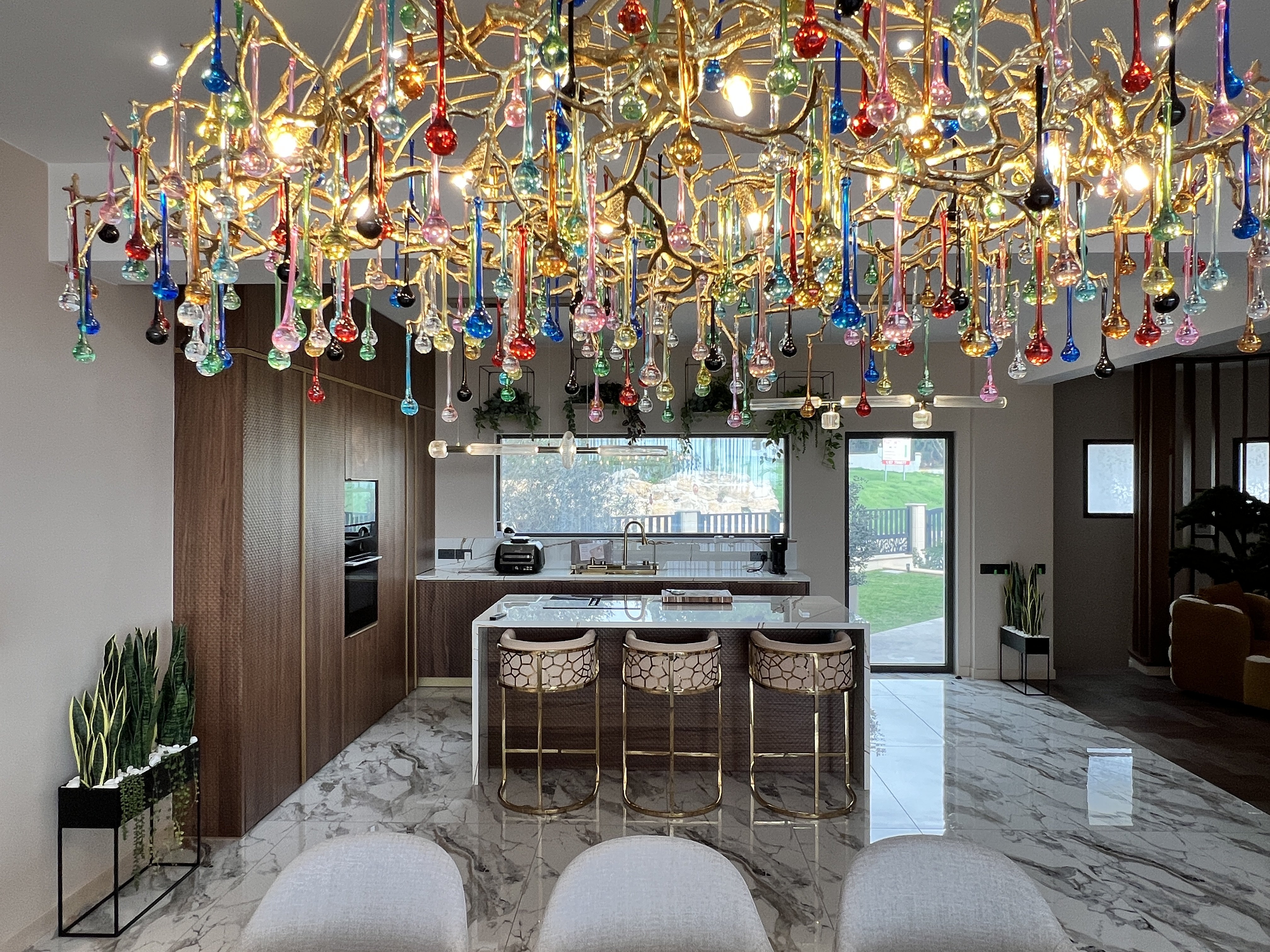 8 BR Luxury House in Mouttagiaka, Limassol photo 7