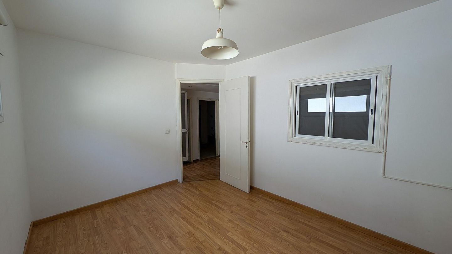 Spacious 4+1 Bedroom Detached Home with Basement Studio in Engomi photo 25