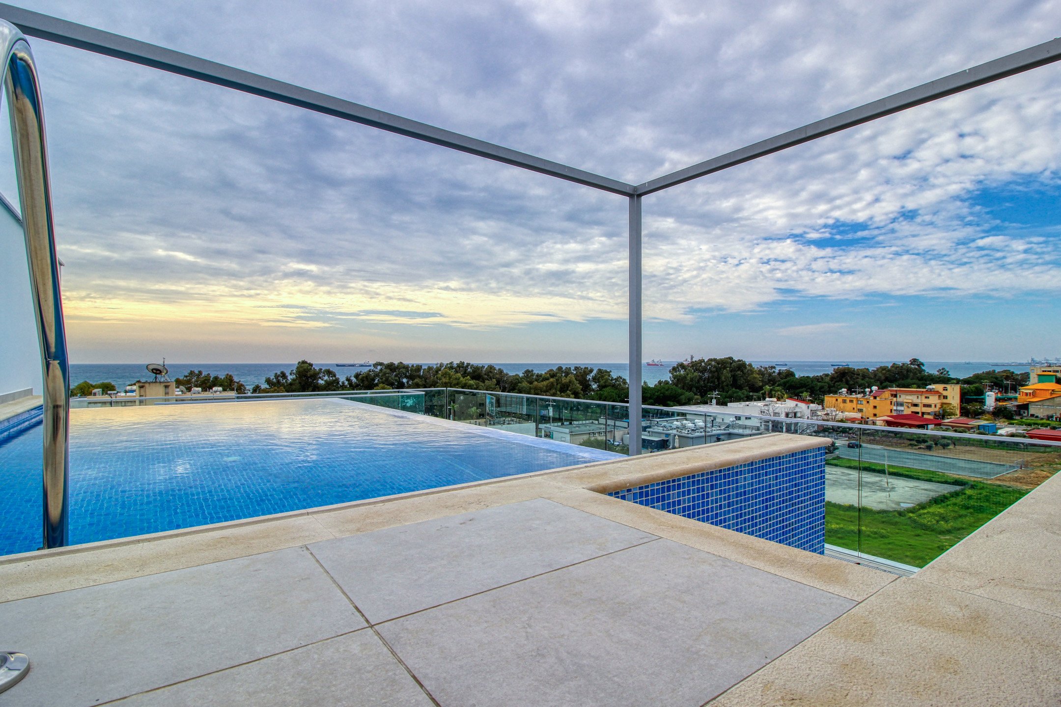 2 BR Penthouse in Potamos Germasogeias, Limassol photo 16
