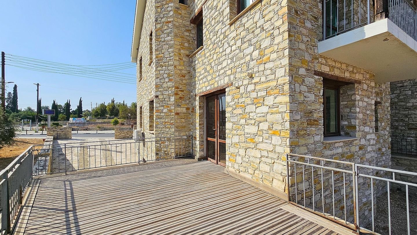 Spacious 3-Bedroom Semi-Detached House with Basement in Agia Anna, Larnaca photo 30