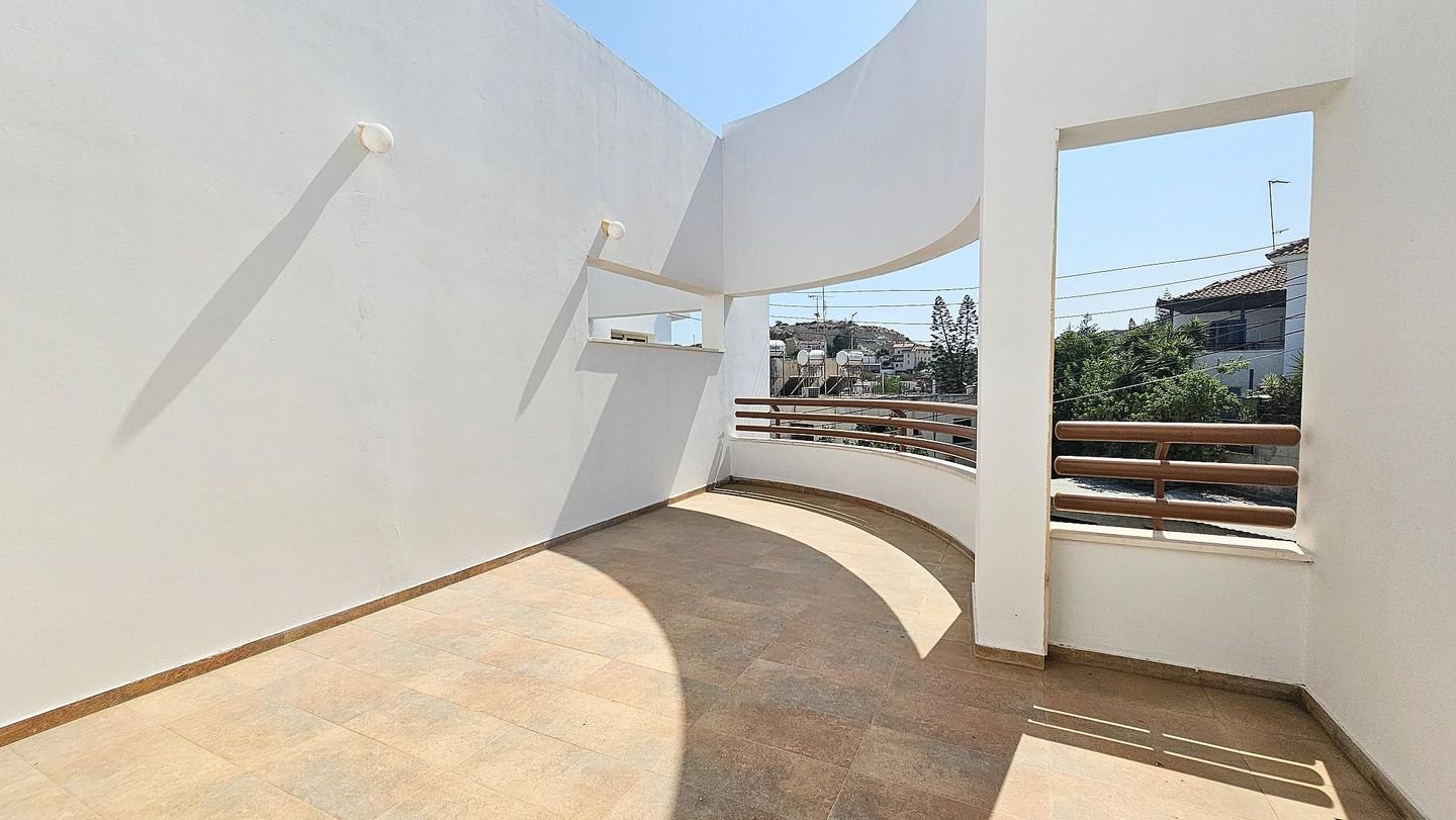 Modern 2-Bedroom Apartment, Agios Tychon, Limassol photo 12