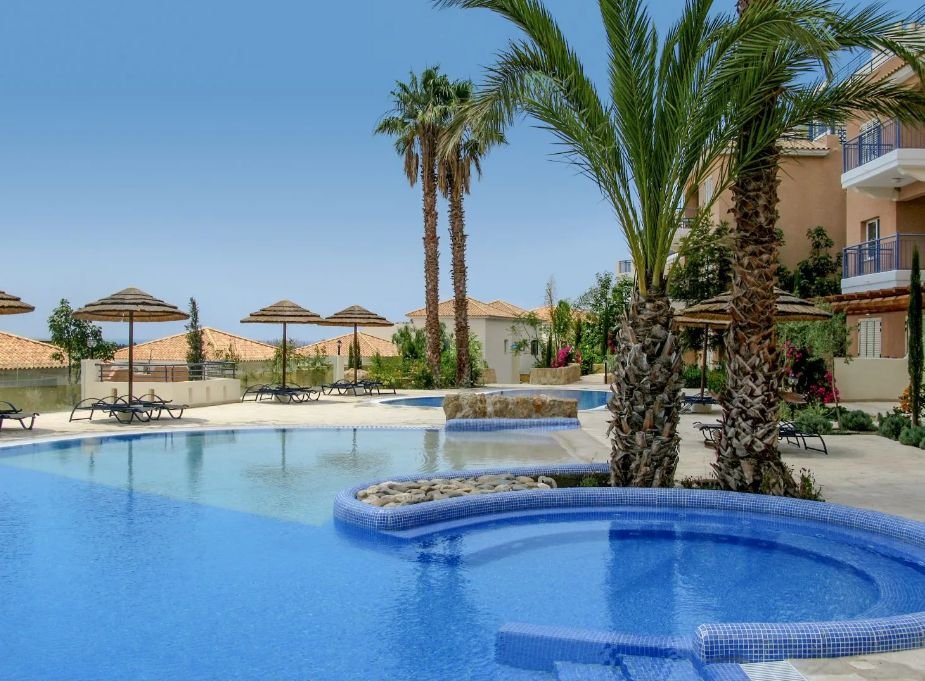 2 BR Apartment in Geroskipou, Paphos photo 8