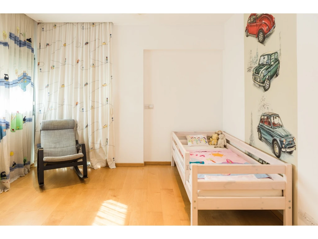 4 BR Penthouse in Neapolis, Limassol photo 9