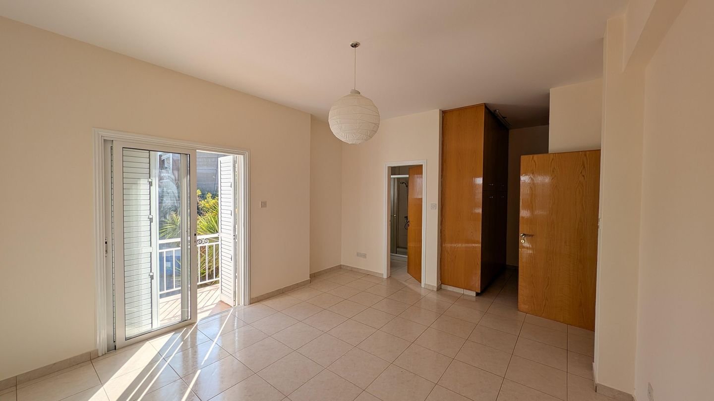 Two storey detached house in Engomi, Nicosia photo 21