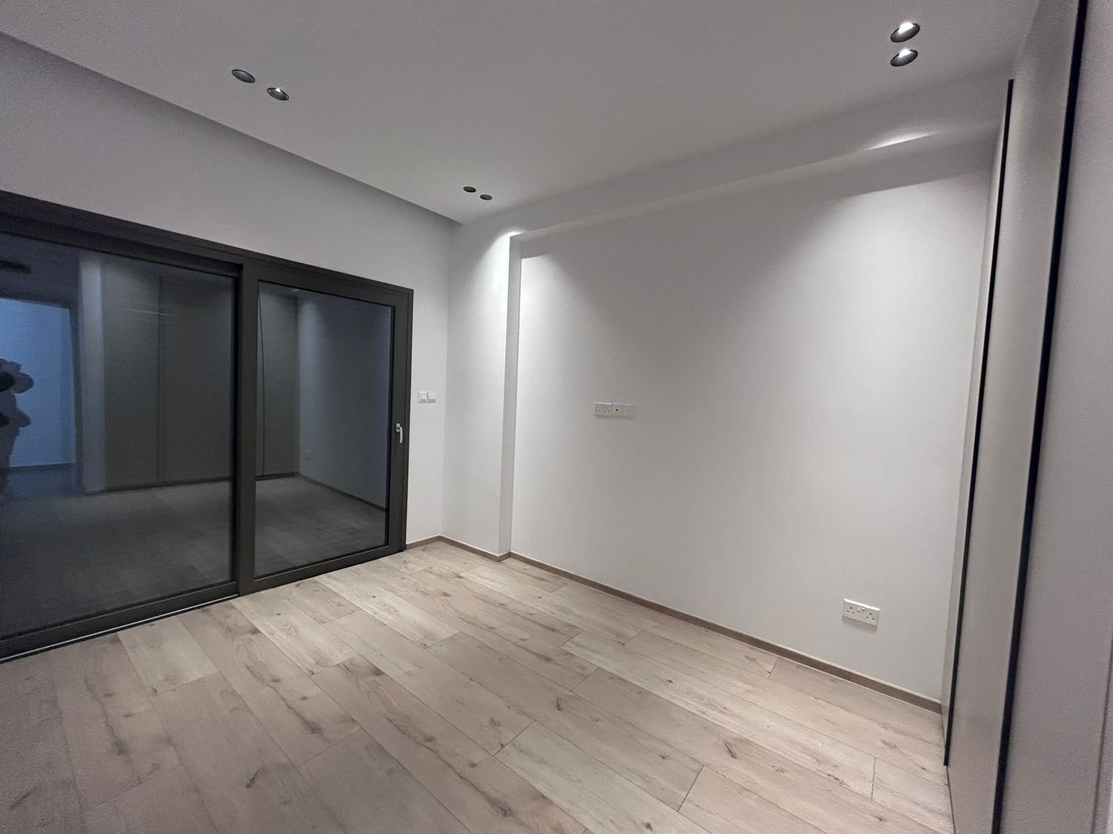 3 BR Penthouse in Kato Polemidia, Limassol photo 8