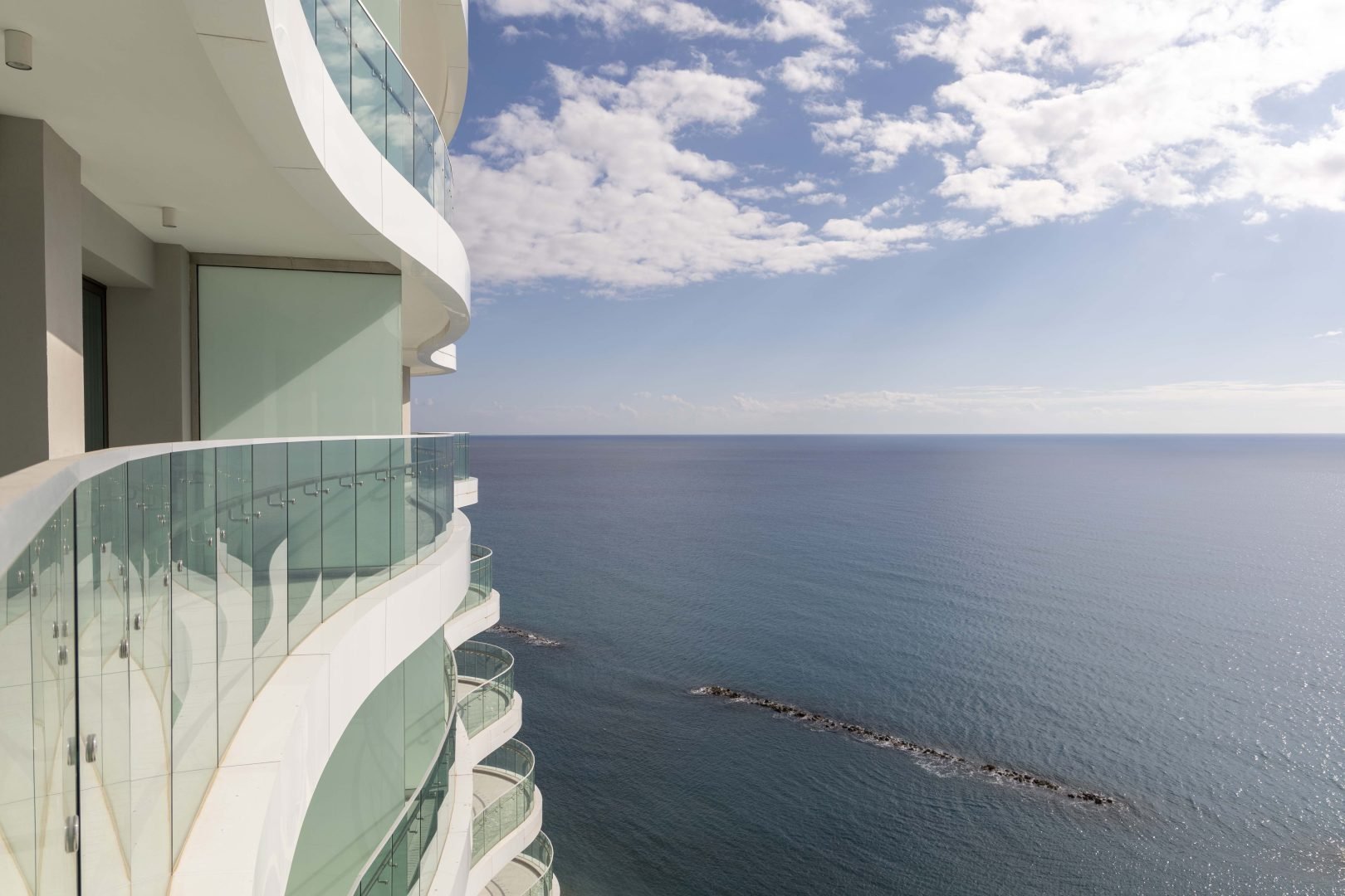 2 BR Apartment in Germasogeia, Limassol photo 16