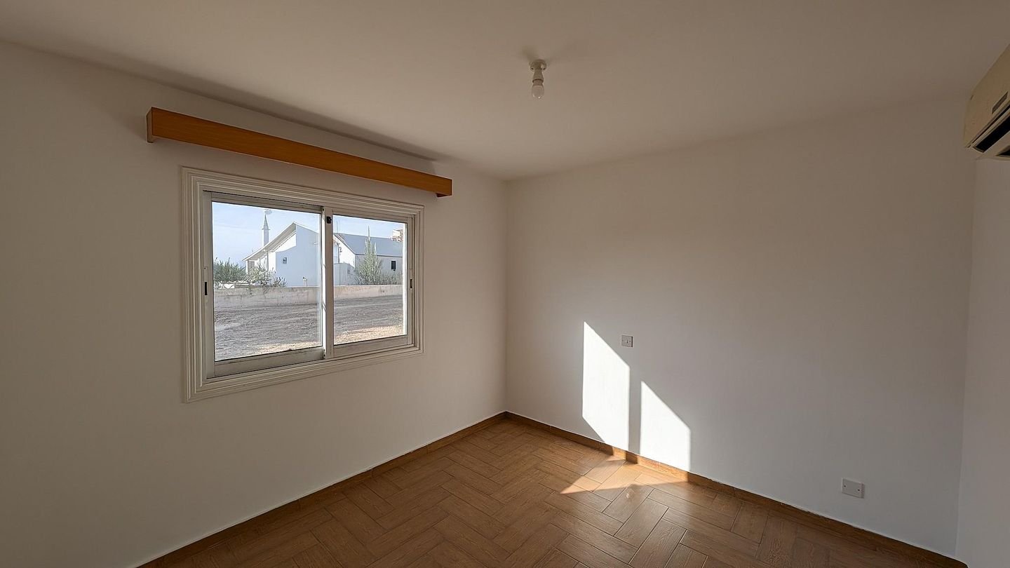 3-Bedroom Apartment in Agios Nikolaos, Larnaca photo 16