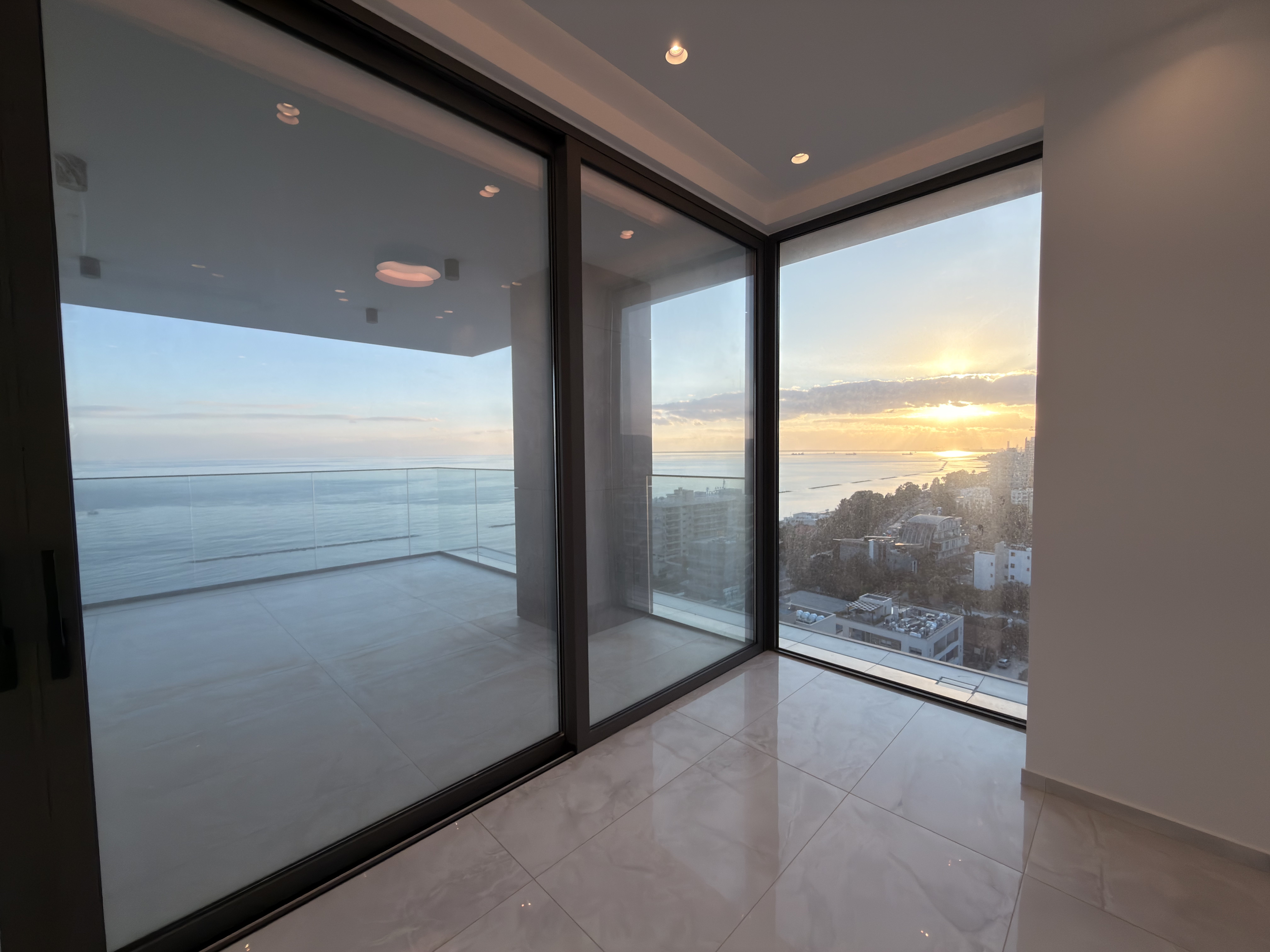 2 BR Apartment in Agios Tychonas, Limassol photo 3