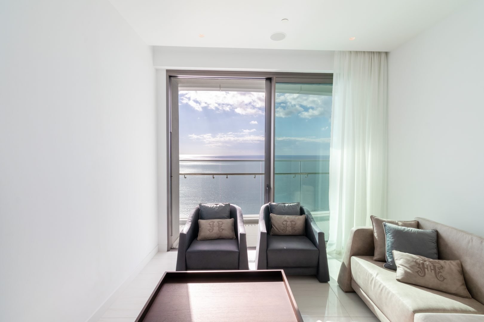 2 BR Apartment in Germasogeia, Limassol photo 4