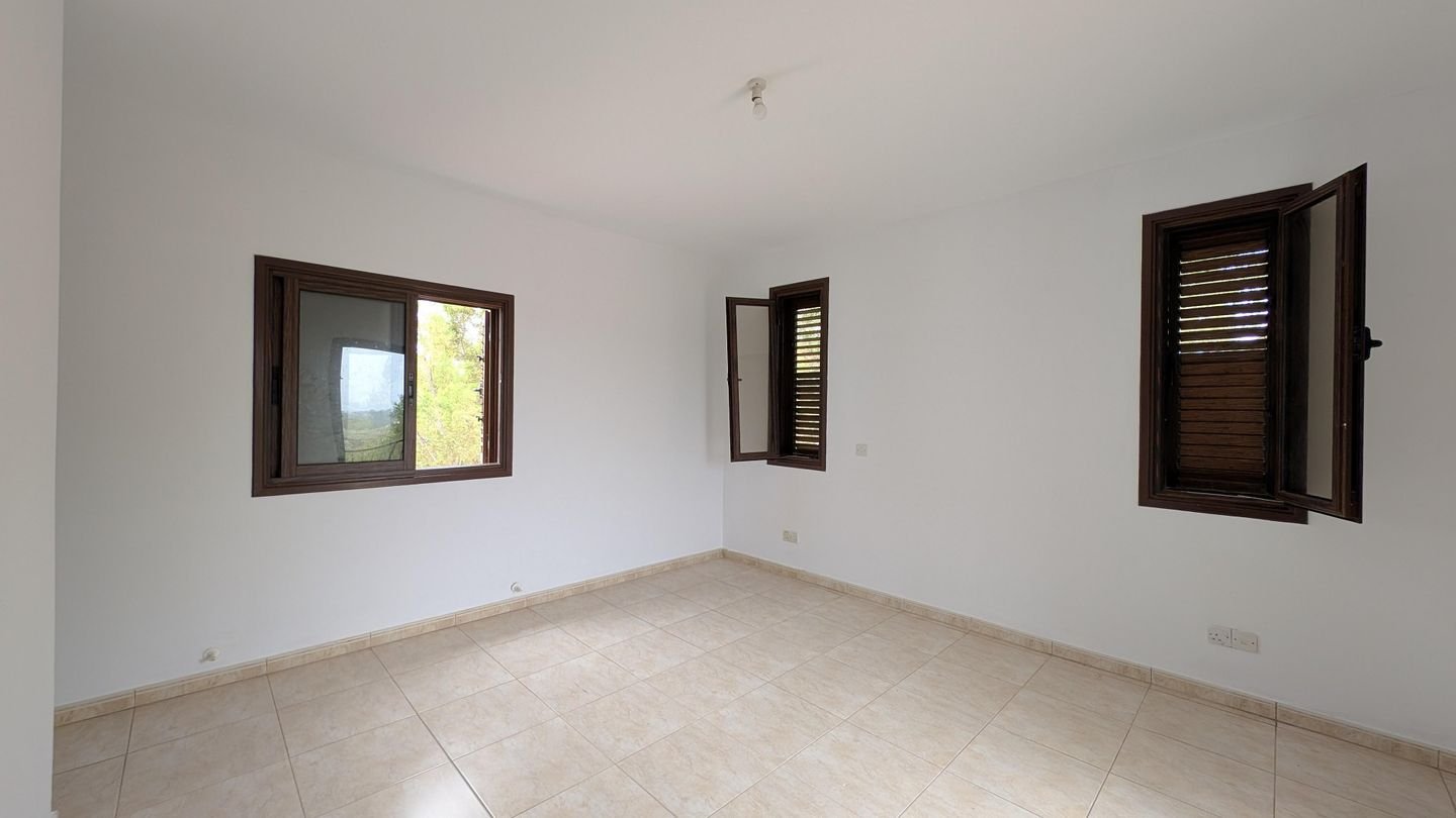 3-Bedroom Detached House with Attic in Ergates, Nicosia photo 24