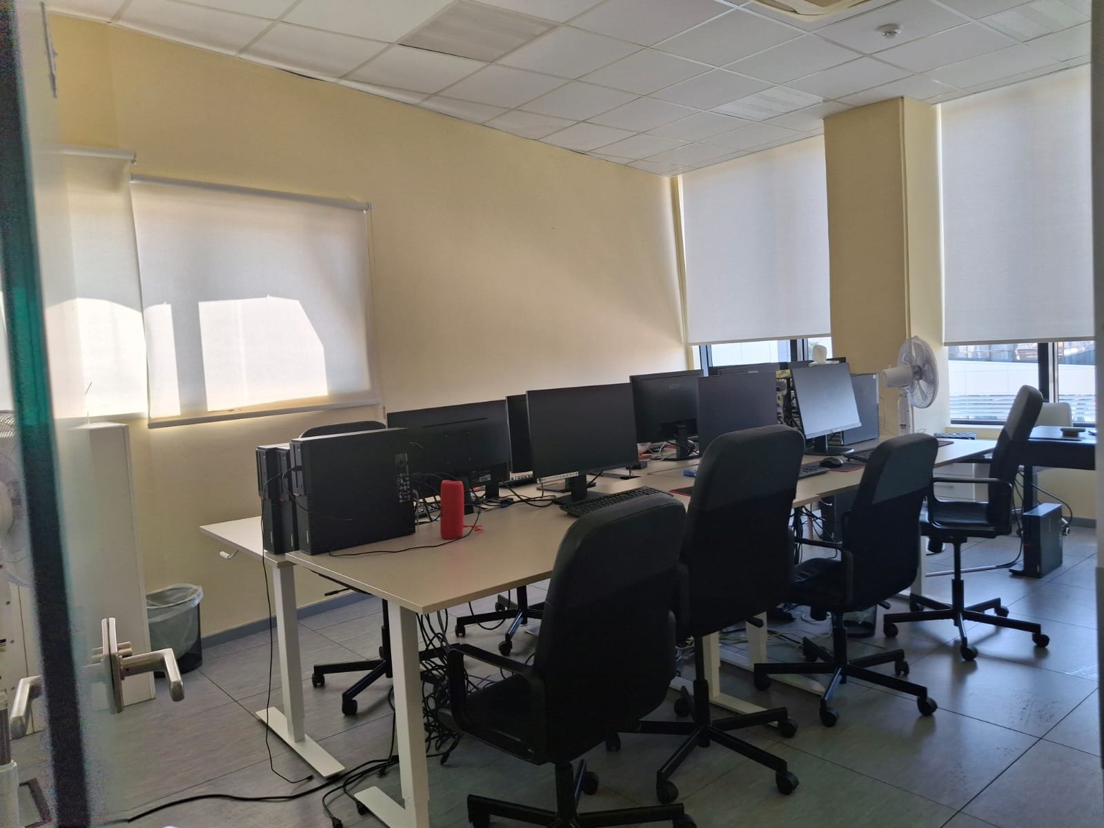 Luxurious Office with roof garden in Petrou Kai Pavlou, Limassol photo 3