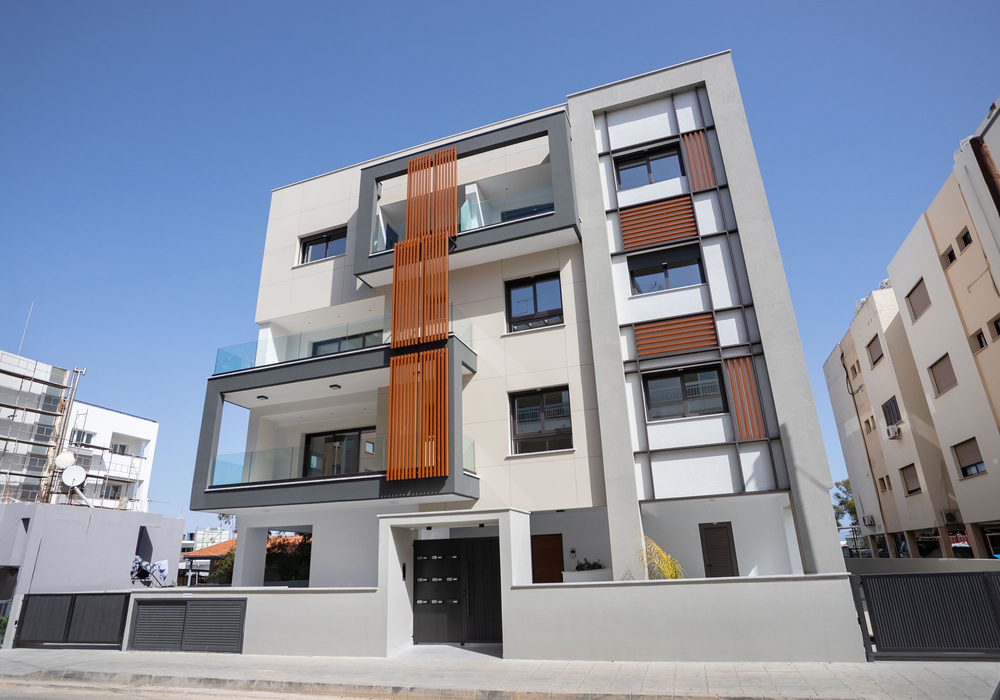 2 BR Apartment in Limassol photo 1