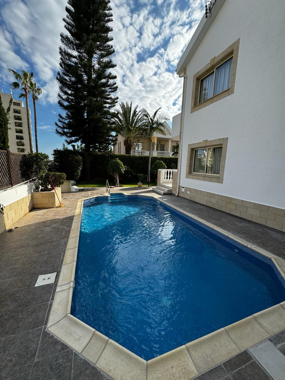 3 BR Villa in Agios Tychonas, Limassol photo 2