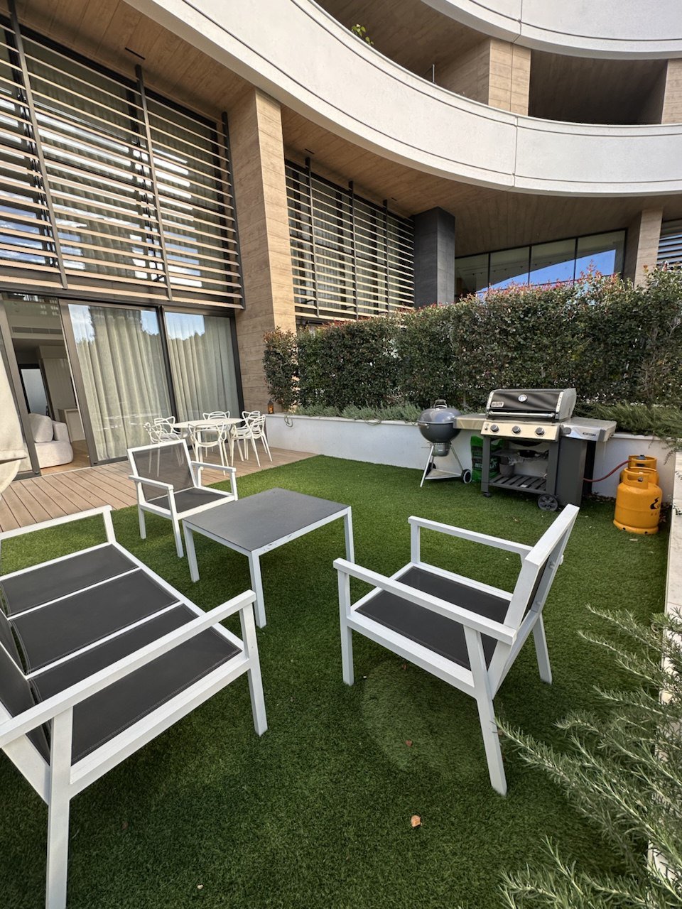 4 BR Triplex Apartment with a garden in Potamos Germasogeias, Limassol photo 16