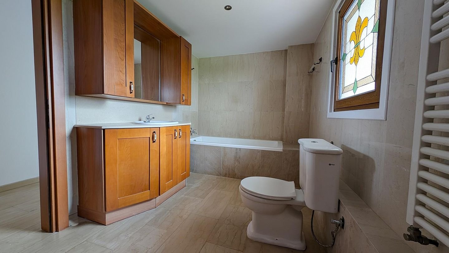 Luxurious Mansion in Agios Georgios, Latsia, Nicosia photo 42