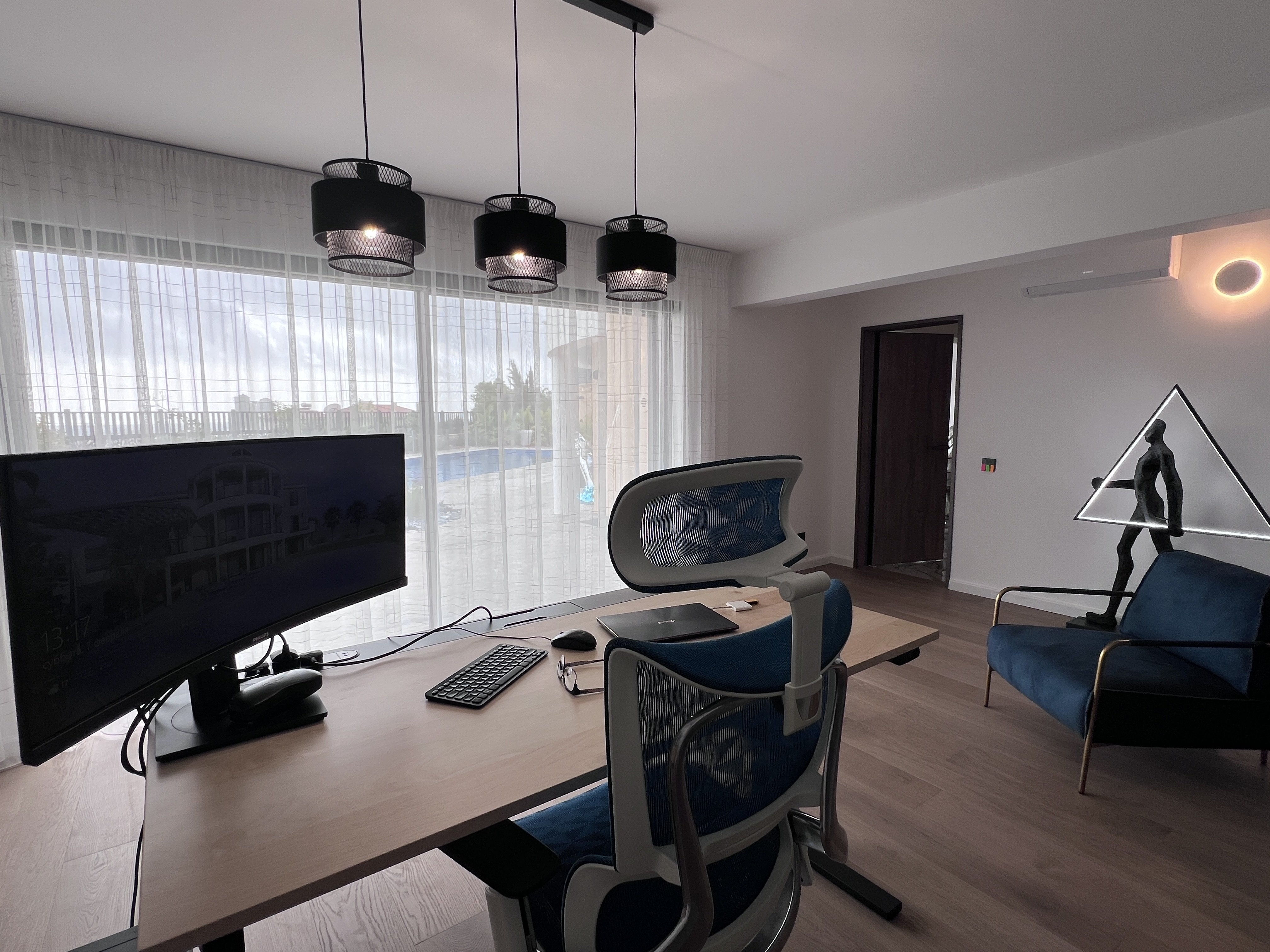 8 BR Luxury House in Mouttagiaka, Limassol photo 14