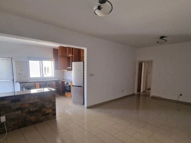2 BR Apartment in Mesa Geitonia, Limassol
