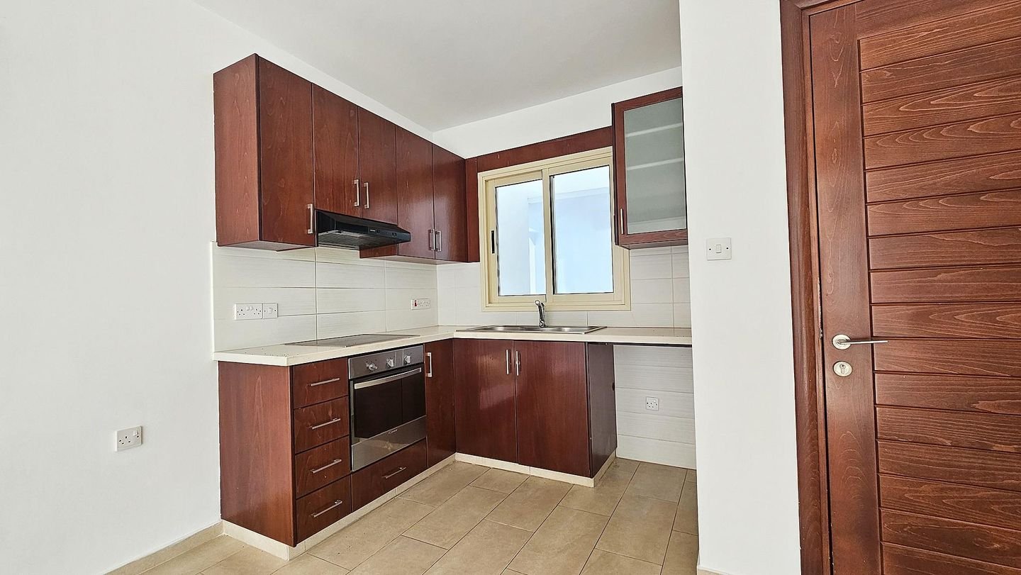 Modern 2-Bedroom Apartment, Agios Tychon, Limassol photo 5