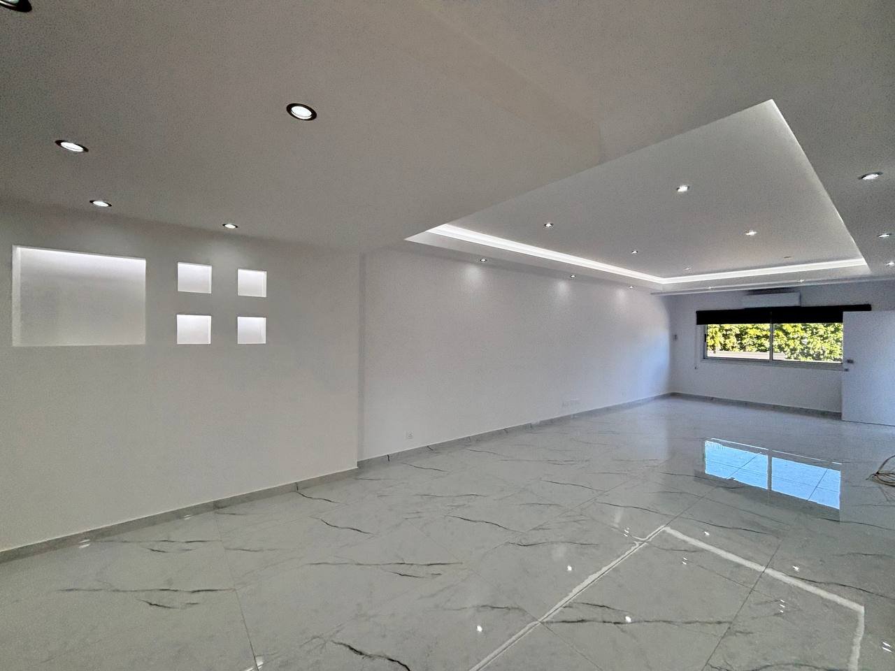 3 BR Apartment in Agios Tychonas, Limassol photo 2