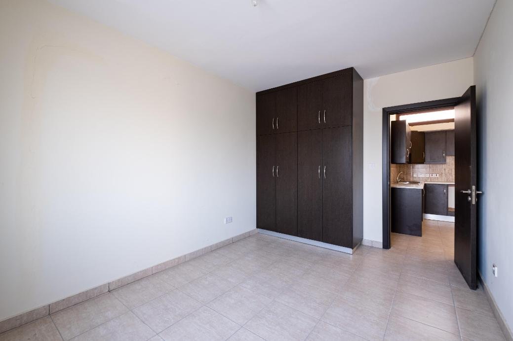 Three-storey residential building in Deneia, Nicosia photo 17