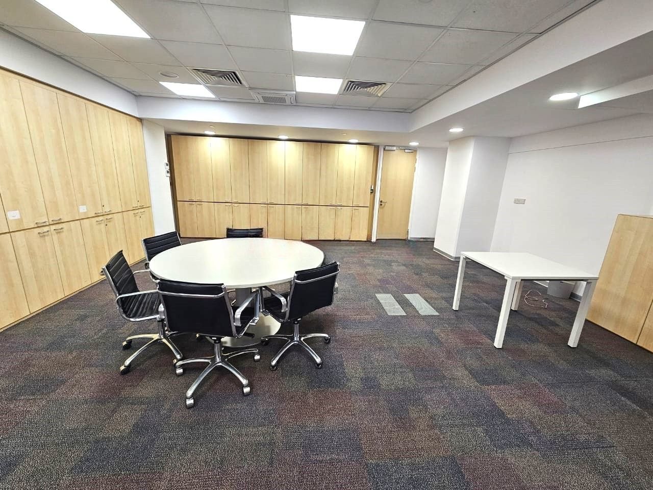 Office in Agia Triada, Limassol photo 3