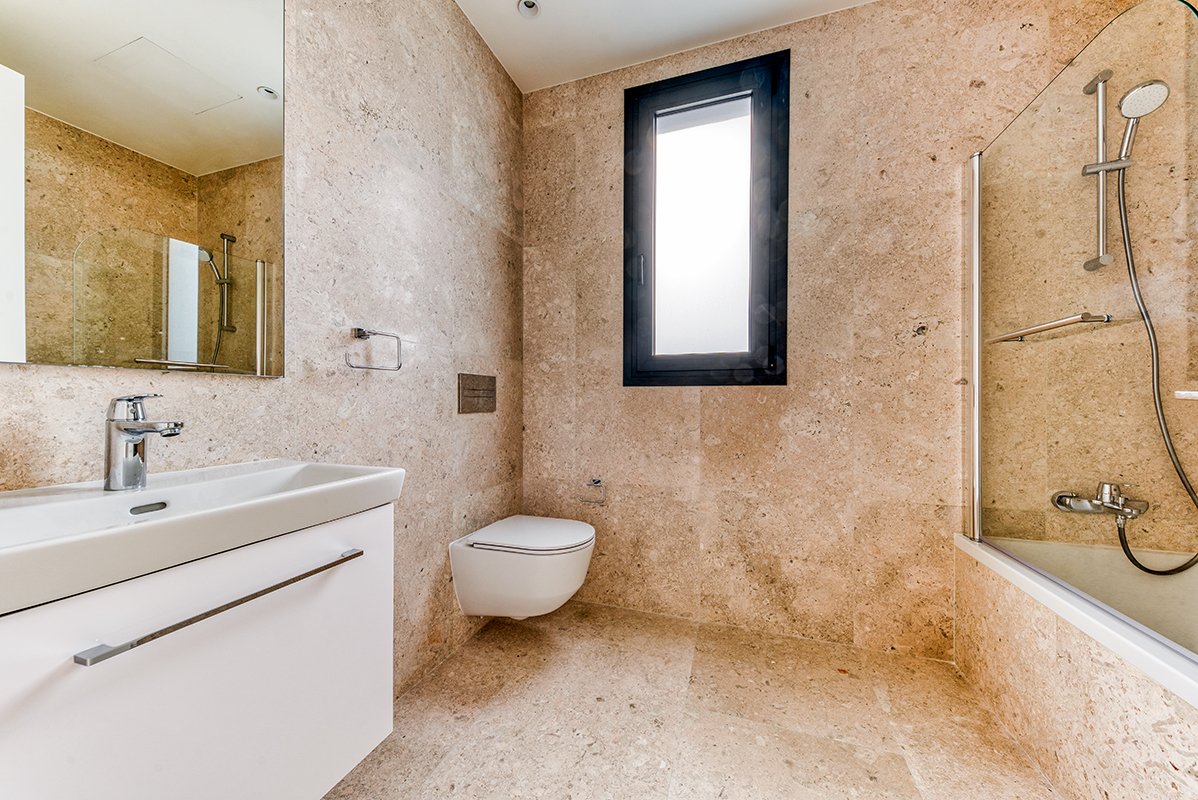 1 BR Apartment in Potamos Germasogeias, Limassol photo 6