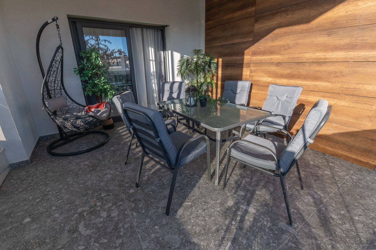 3 BR Apartment in Mesa Geitonia, Limassol photo 18