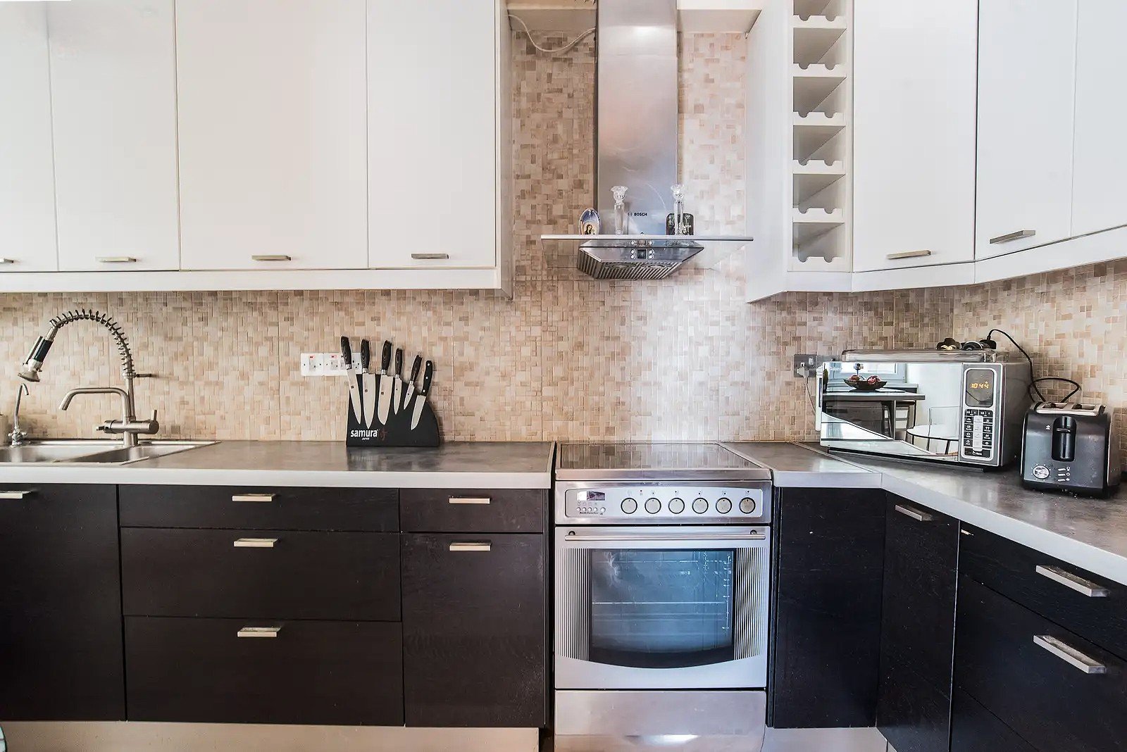 3 BR Seafront Apartment in Agios Tychonas, Limassol photo 6