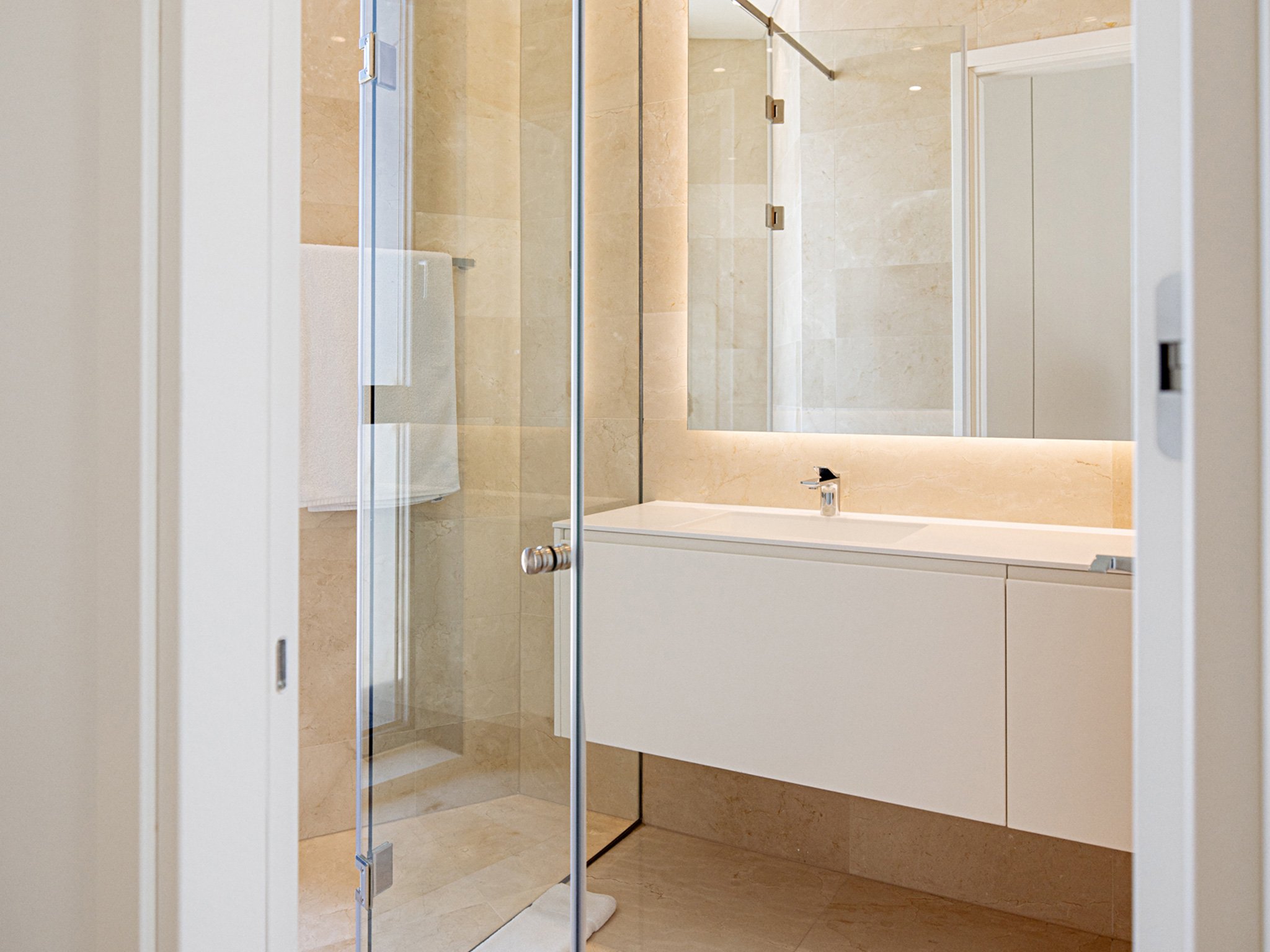 3 BR Penthouse in Nicosia Center photo 17