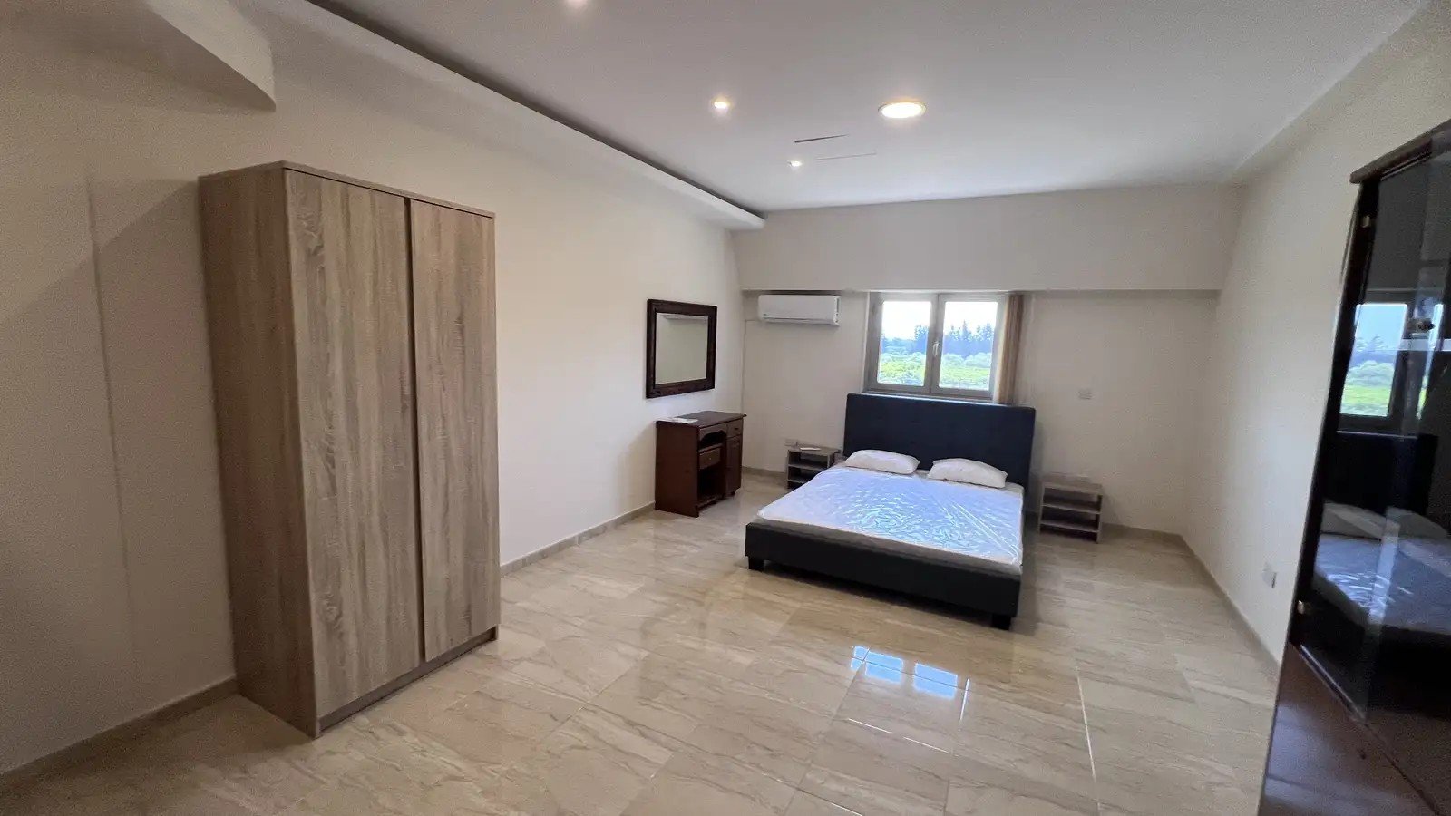 6 BR Detached House in Asomatos, Limassol photo 6