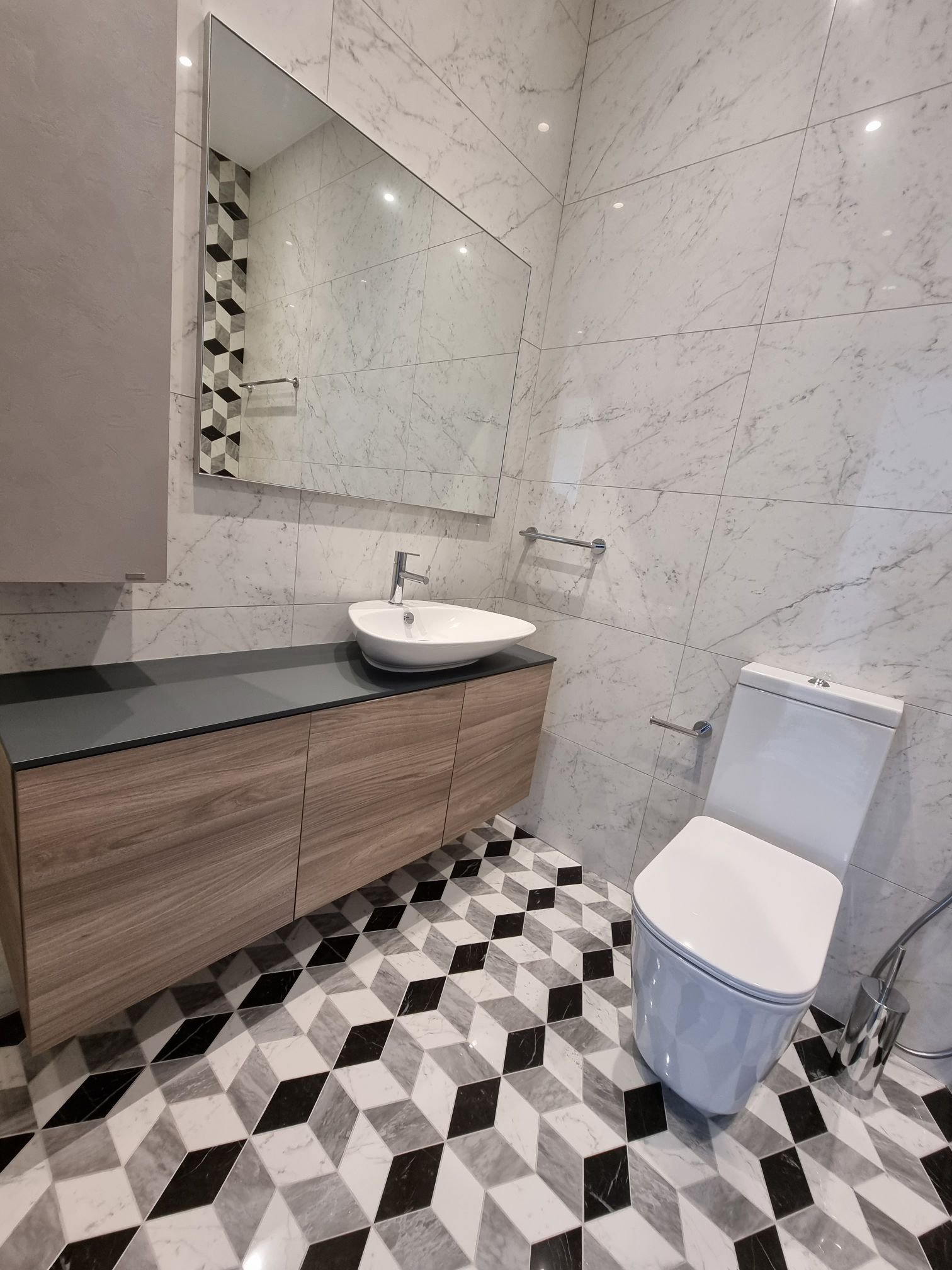 2 BR Apartment in Germasogeia, Limassol photo 6