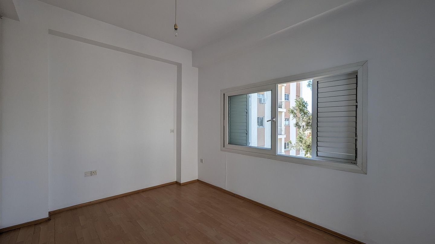 Three storey semi-detached mixed use building with shop in Strovolos, Nicosia photo 47